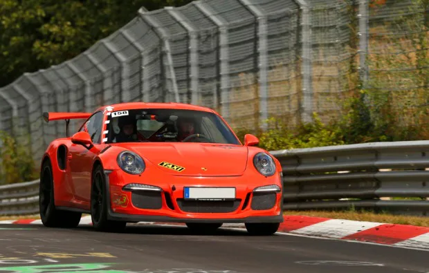Renntaxi Porsche 911/991 GT3 (4 Rnd) Nürburg - 1