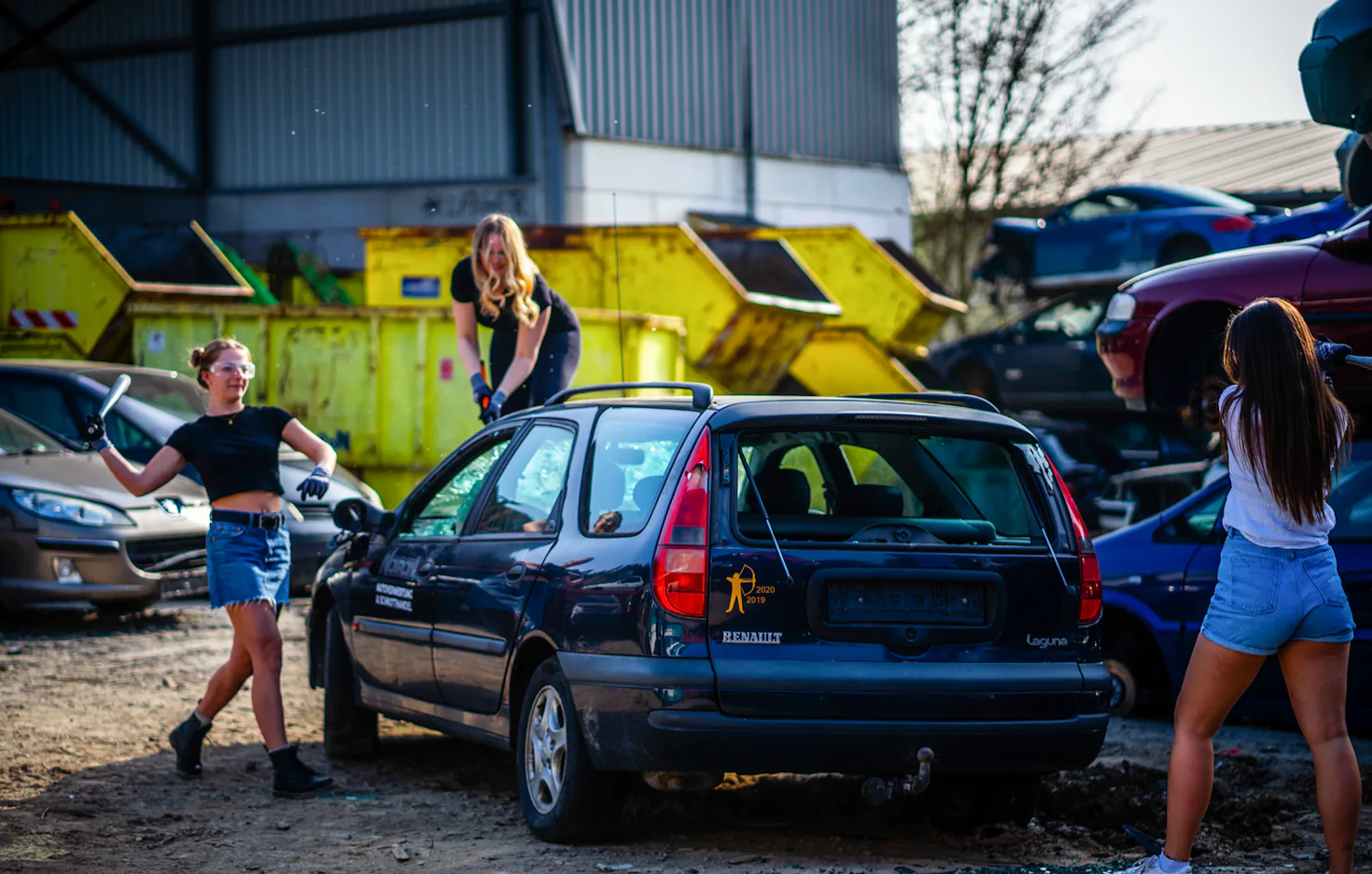 Auto zertrummern Waldbröl - 2