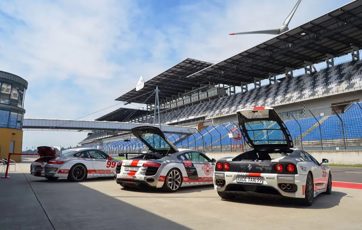 Rennwagen selberfahren 4 Autos á 2 Rdn Bilster Oschersleben - 1