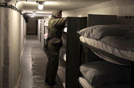 Übernachtung im Bunker-Hotel bei Ilmenau für 2