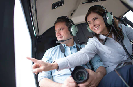 Exklusiver romantischer Pärchenrundflug im Helikopter (30 Min.)