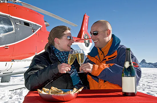 Helikopterflug mit Gletscherfrühstück in den Schweizer Alpen für 2 - 6