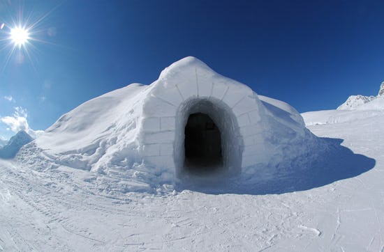 Romantische Iglu-Übernachtung für 2 in der Schweiz
