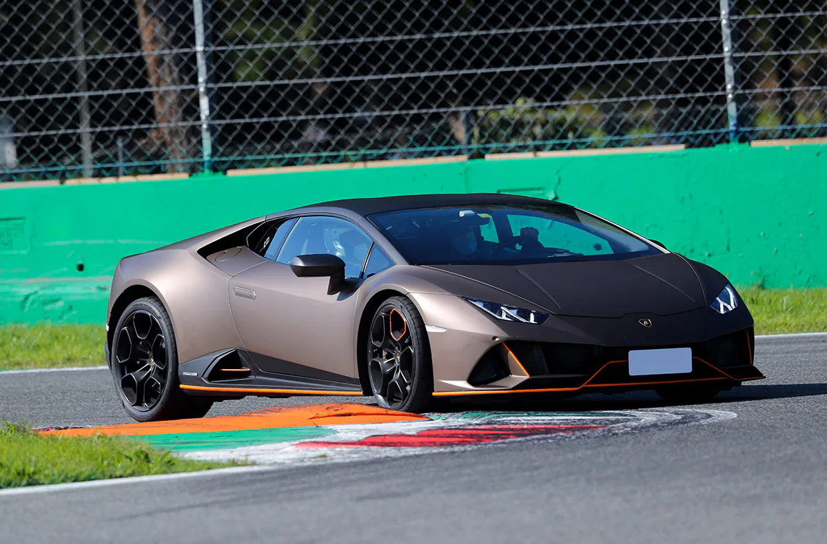 Lamborghini Huracán Evo fahren Hockenheim (1 Rd.) - 2
