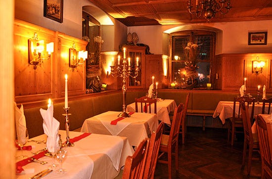Candle Light Dinner & Fackel-Stadtführung München für 2