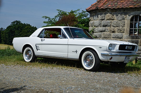 Oldtimer Ford Mustang mieten Krummennaab (1 Tag)