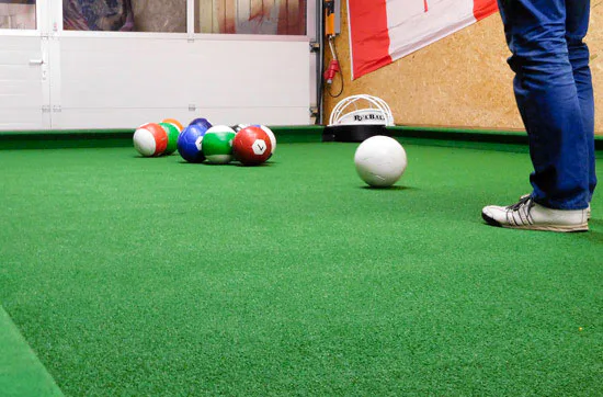 Pool Soccer für bis zu 6 Personen - 4