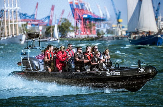 RIB Speedboat fahren in Hamburg (75 Min.)