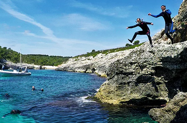 Abenteuer- und Schnorchelausflug in der Piratenhöhle auf Mallorca - 2