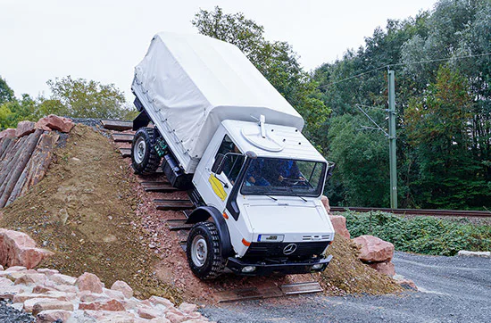 Unimog On- und Offroad fahren in Sinsheim - 6