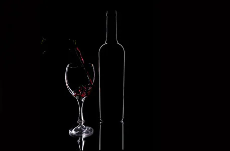 Weinprobe im Dunkeln für 2