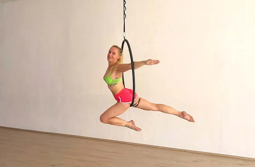 Aeriel Hoop Quierschied