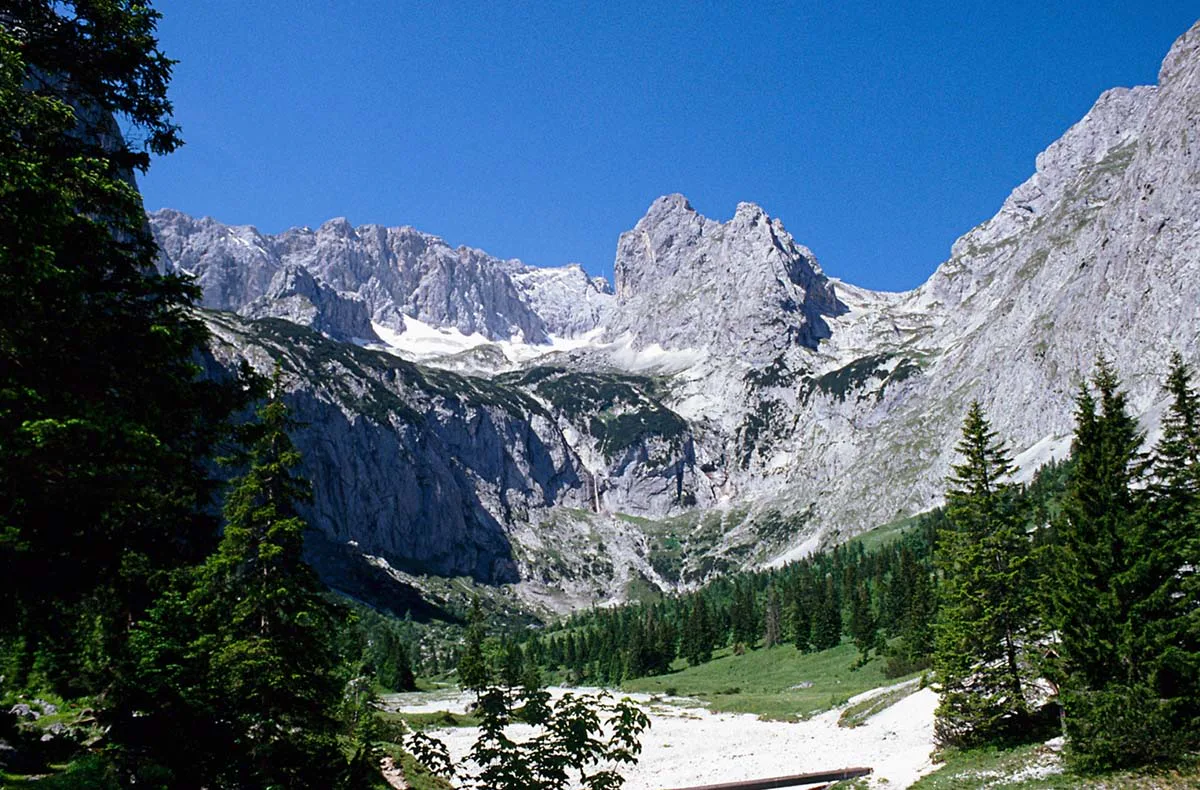 Bergwanderung Höllentalklamm an der Zugspitze - 2