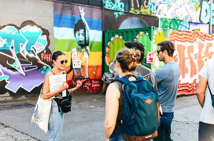 Breakfast & Street Art City Tour Berlin