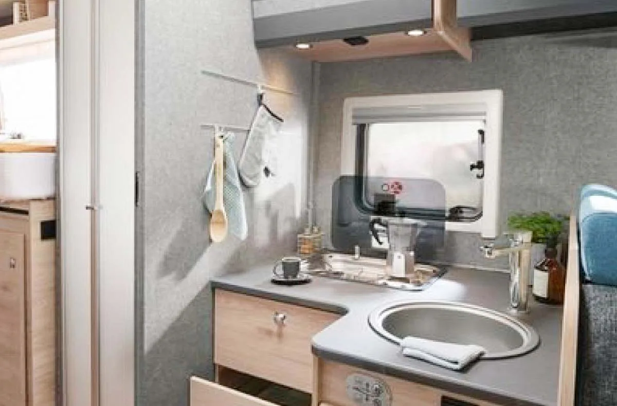Camper mieten Nürtingen für 2 (3 Nächte) - 4