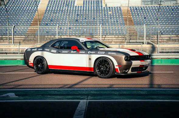 Dodge Challenger Rennstreckentraining (6 Runden)