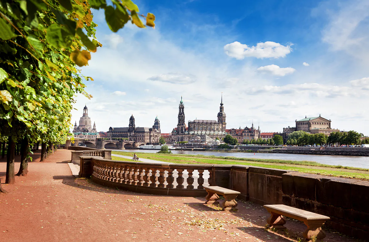 Frühstück & Schiffsrundfahrt Dresden für 2 - 4