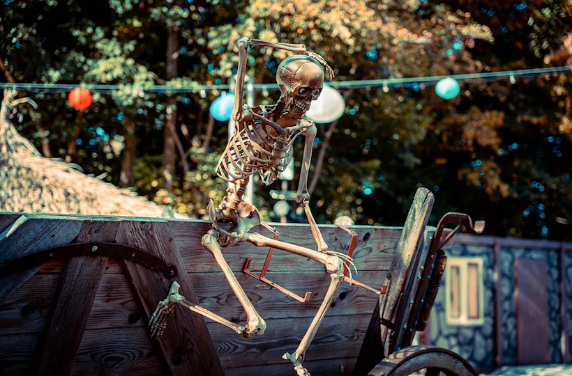 Halloween-Erlebnisreise im Serengeti-Park für 2 (1 Nacht)