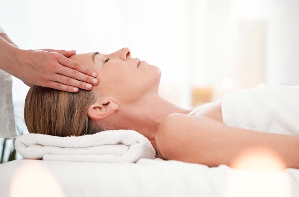 Head Spa Berlin (2 Std.)