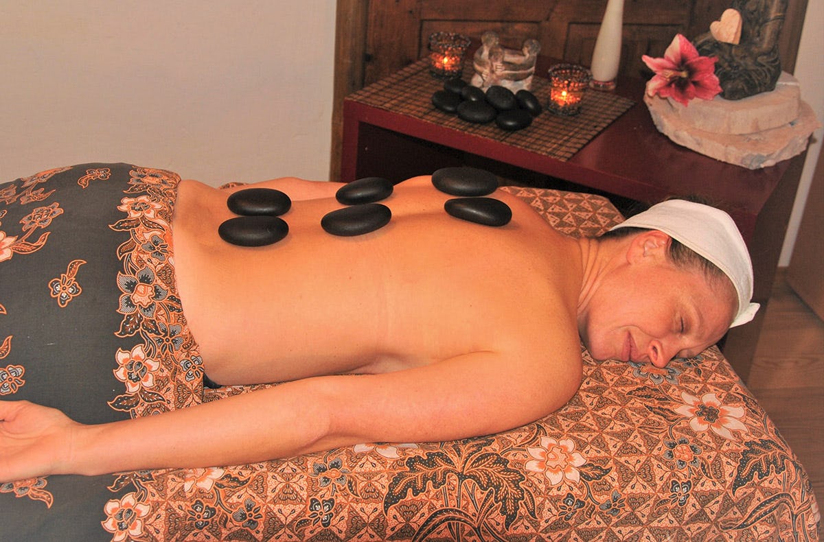 Hot Stone Massage Rosenheim (80 Min.)