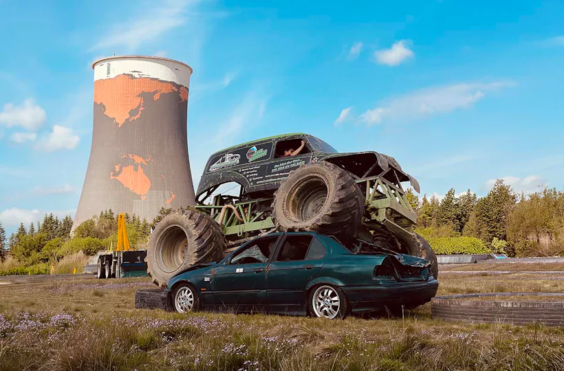 Monster-Truck Offroad fahren Burgstall (30 Min.)