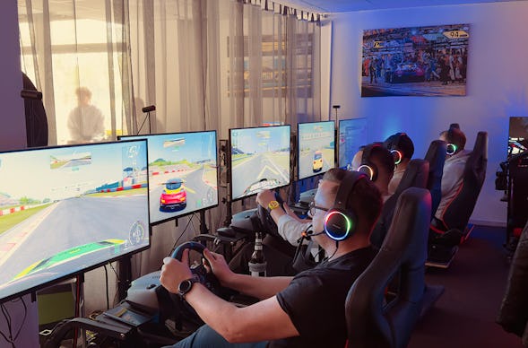 Motion Rennsimulator