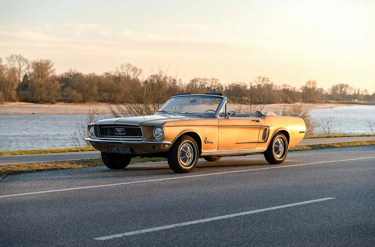 Mustang Oldtimer fahren Hamburg (8 Std.) - 2