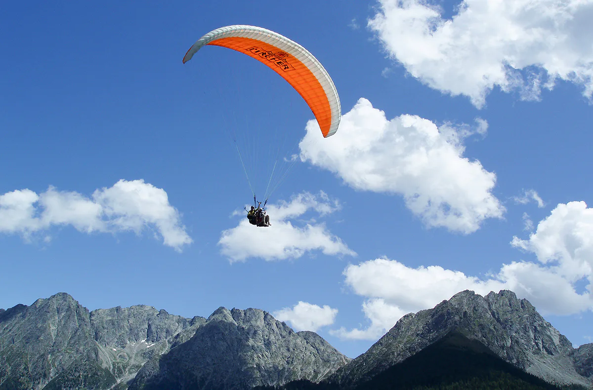 Pärchenflug mit 2 Gleitschirmen Saltaus - 3