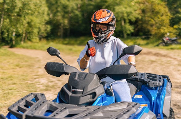 Quad Offroad fahren Prag (1 Std.)