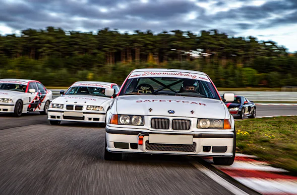 Renntaxi BMW E36 325i (3 Rdn.)