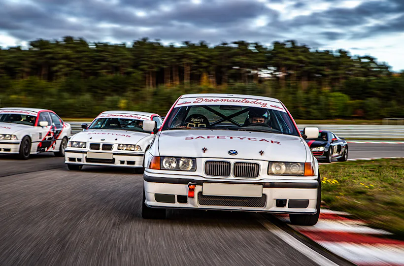 Renntaxi BMW E36 325i (3 Rdn.)