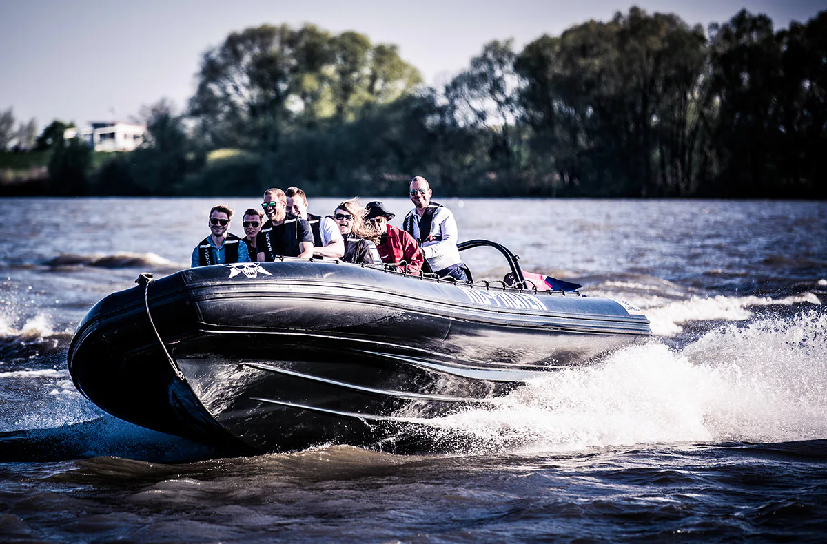 RIB Speedboat fahren in Hamburg (75 Min.) - 2