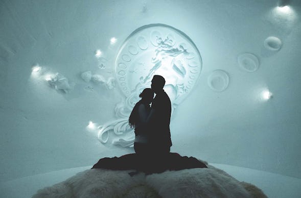 Romantische Iglu-Übernachtung auf der Zugspitze für 2 (Fr.)