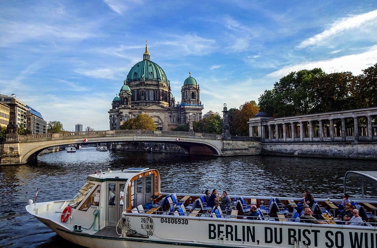 Schiffsrundfahrt in Berlin (1 Stunde)