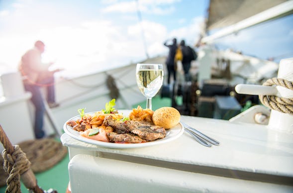 Segeln Hamburg mit Brunch (Hauptsaison)