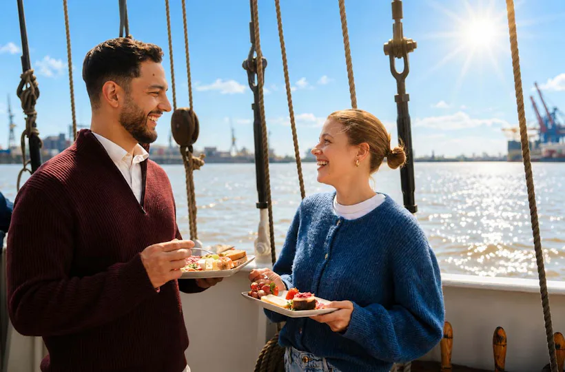 Segeln Hamburg mit Brunch für 2 (Hauptsaison)
