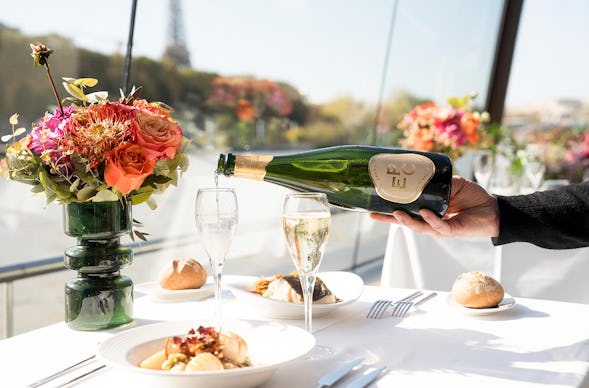 Bootsfahrt auf der Seine in Paris mit Mittagessen