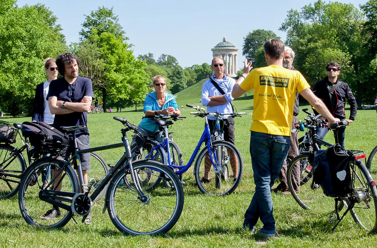 Stadtführung mit Fahrrad für 6 München - 1