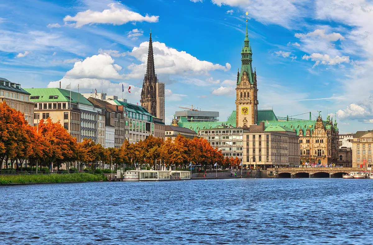 Städtetrip Hamburg mit Elbphilharmonie für 2 - 4