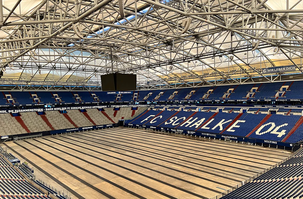 VW Bulli Tour und Schalke Arena - 3