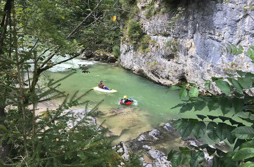 Wildwasser-Tubing Abtenau-Voglau für 2