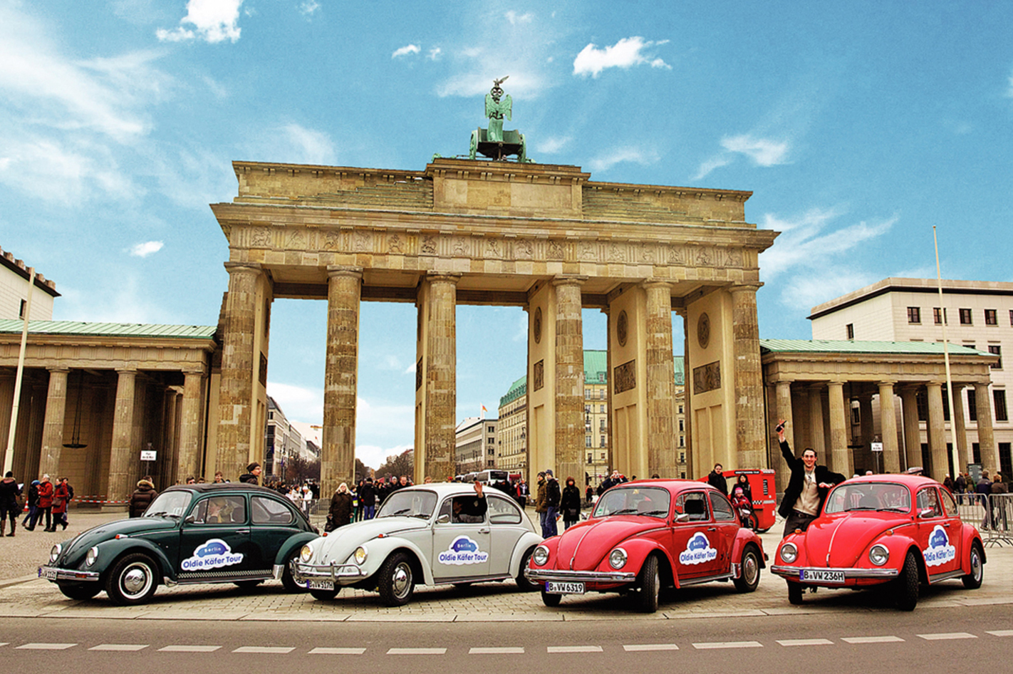 Berlin VW Käfer fahren in Berlin für bis zu 4 Personen in Gesamtdauer: rund 4 ½ Stunden Mietdauer: 4 Stunden