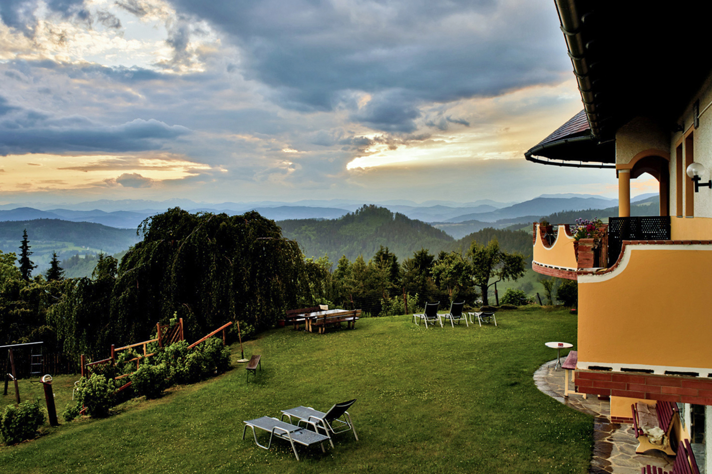 Wellness-Kurzurlaub im Bio-Hotel in Kärnten für 2 - Traumaussichten auf die ewige Liebe!