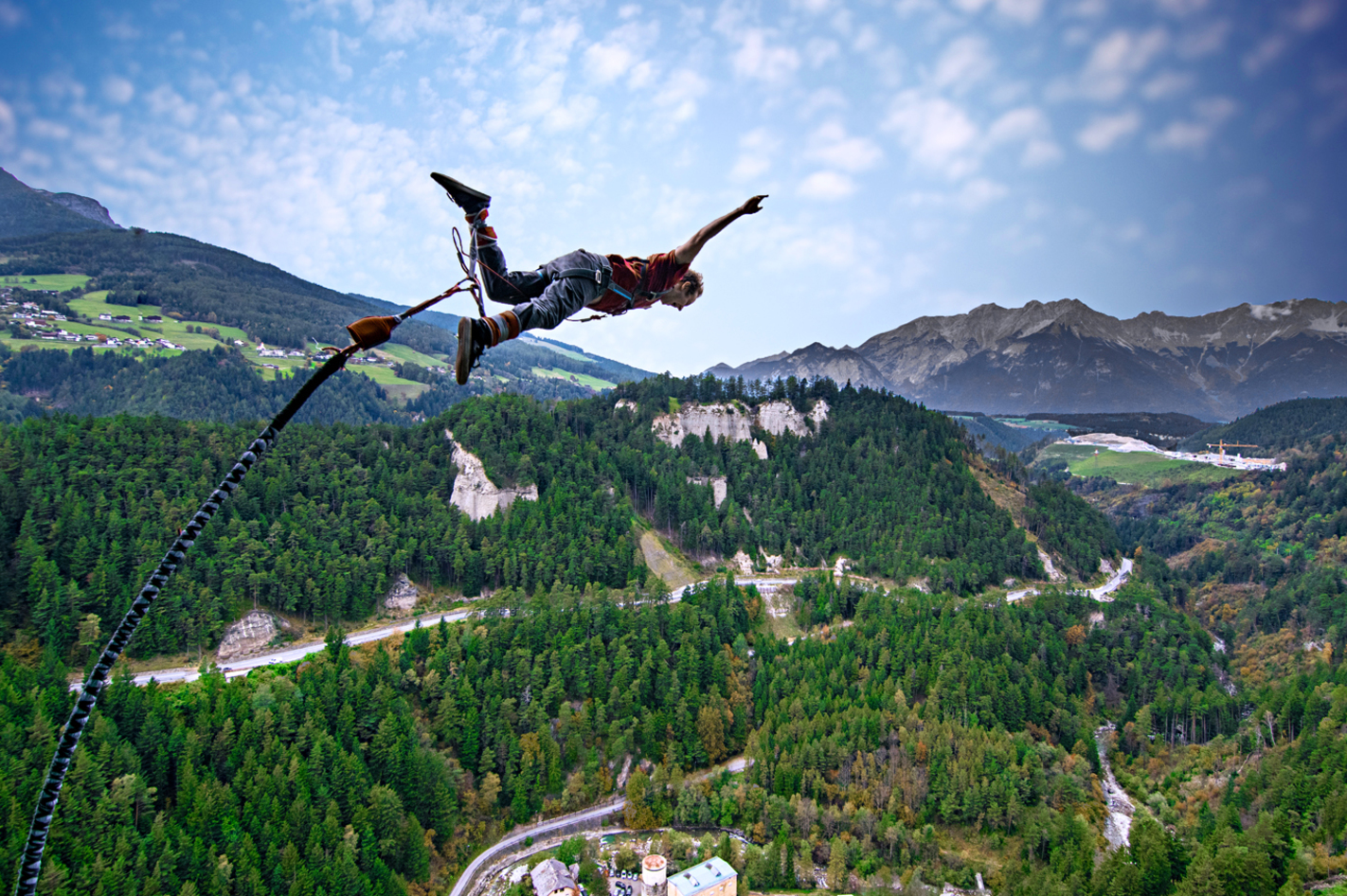 165 Meter Bungy-Sprung am Staudamm Kölnbreinsperre