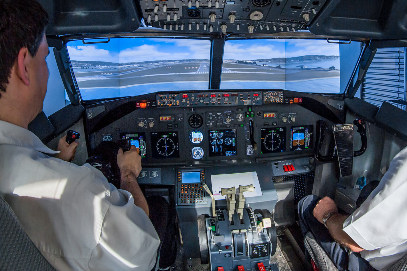 Boeing 737 Flugsimulator inkl. Tour am Frankfurt am Mainer Flughafen