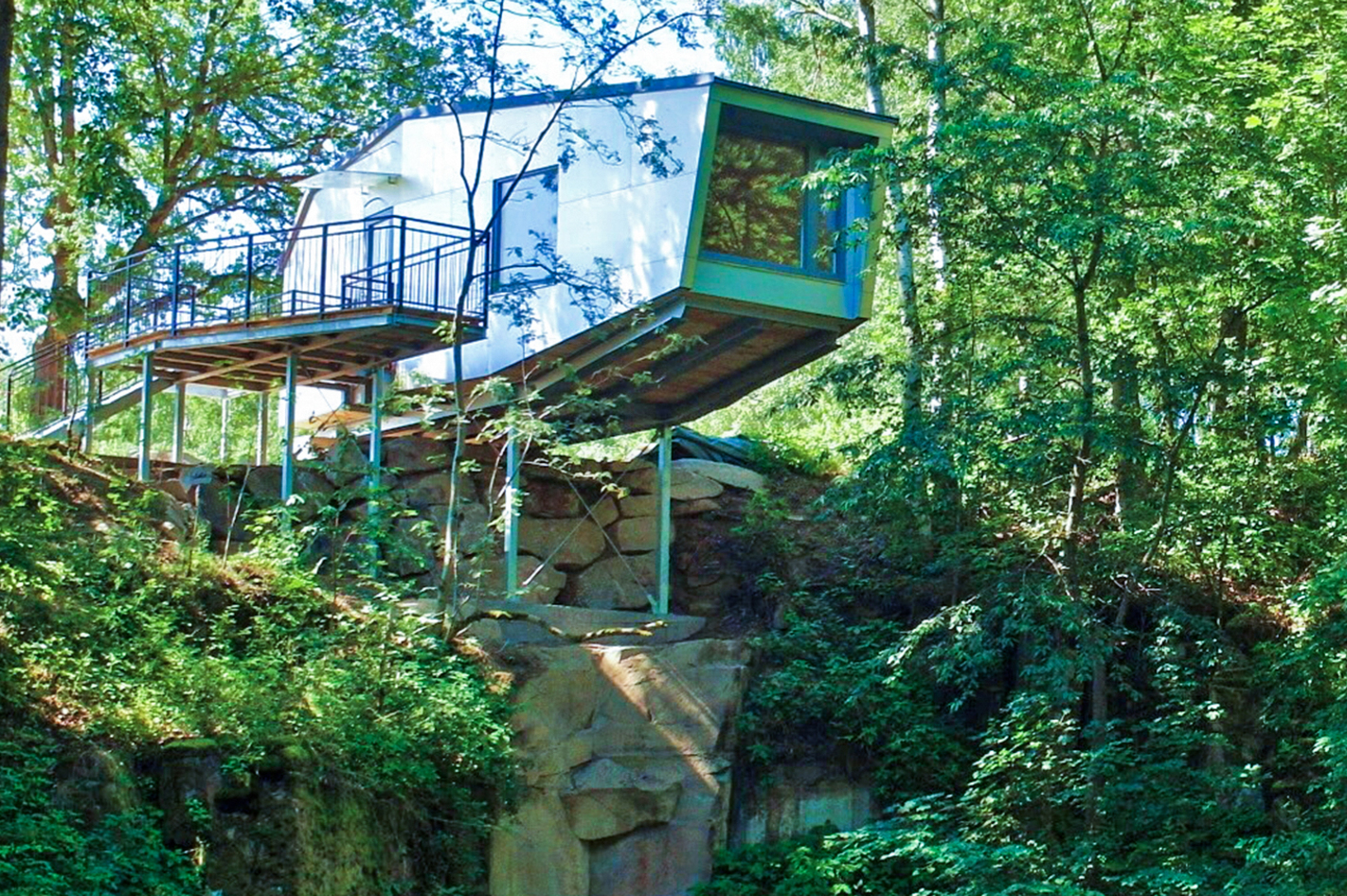 Übernachtung im Klippenhaus oder Haus am Teich für 2 – Euer Wohnparadies im Wald!