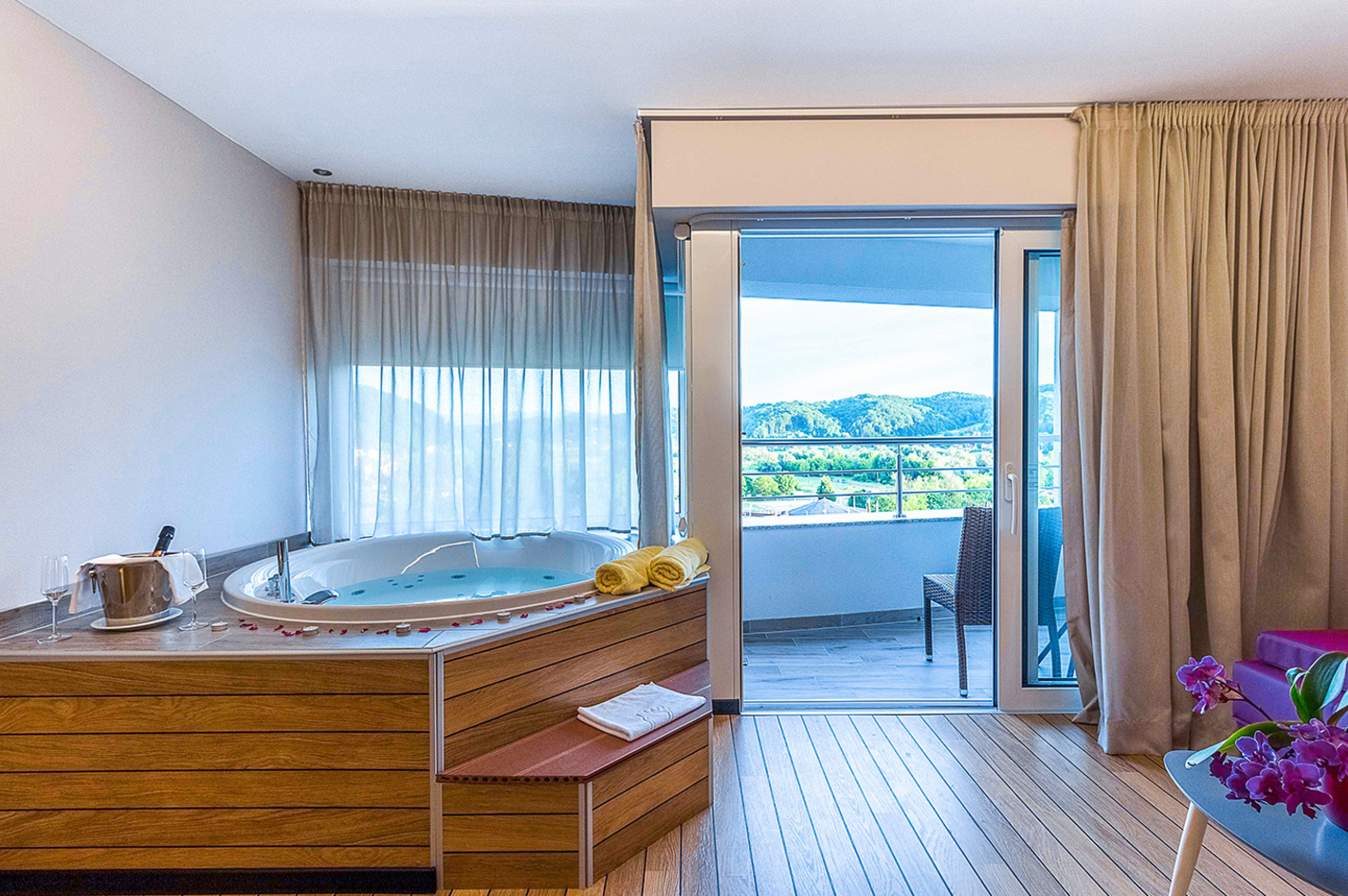 Kroatien-Kurzurlaub im Spa-Premium-Zimmer mit Jacuzzi für 2 – Abschalten und verwöhnen lassen – Hotel Villa Magdalena
