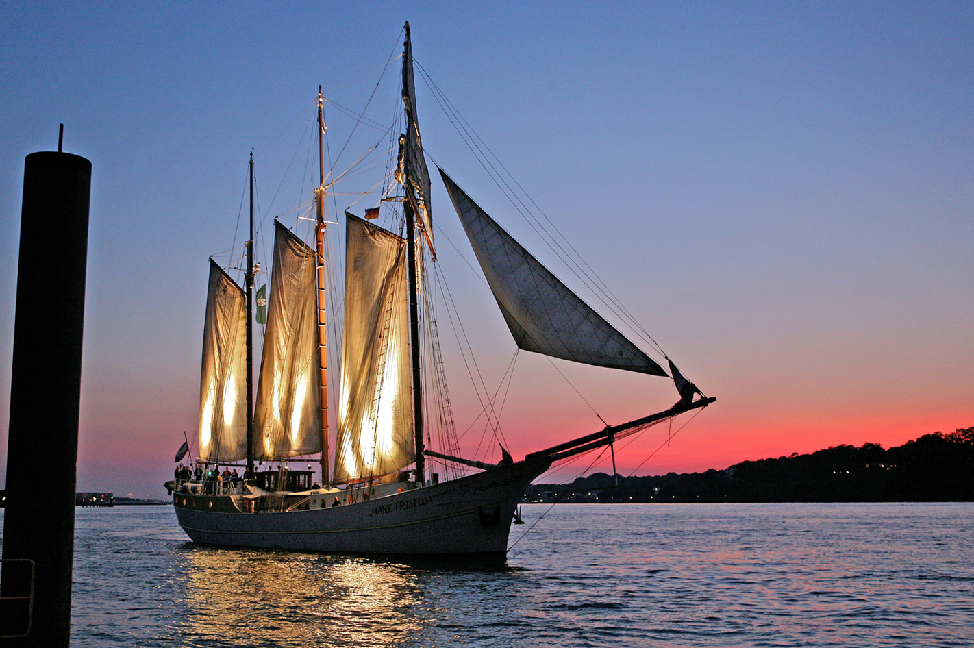 Segeln und Dinner Travemünde Feuerwerkstörn