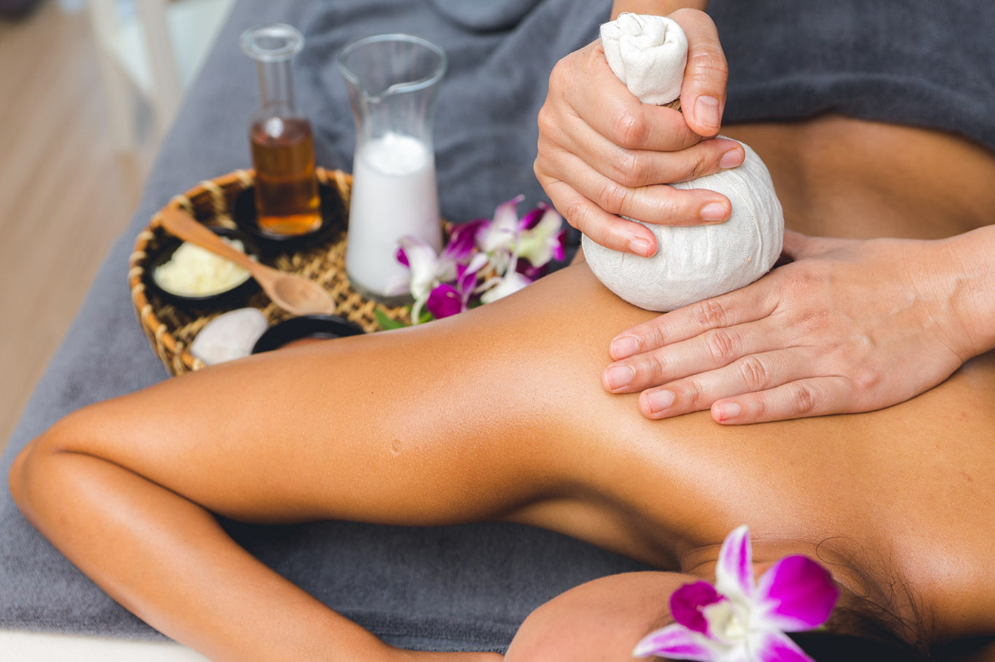 Kräuterstempelmassage Eppelheim (60 Min.)