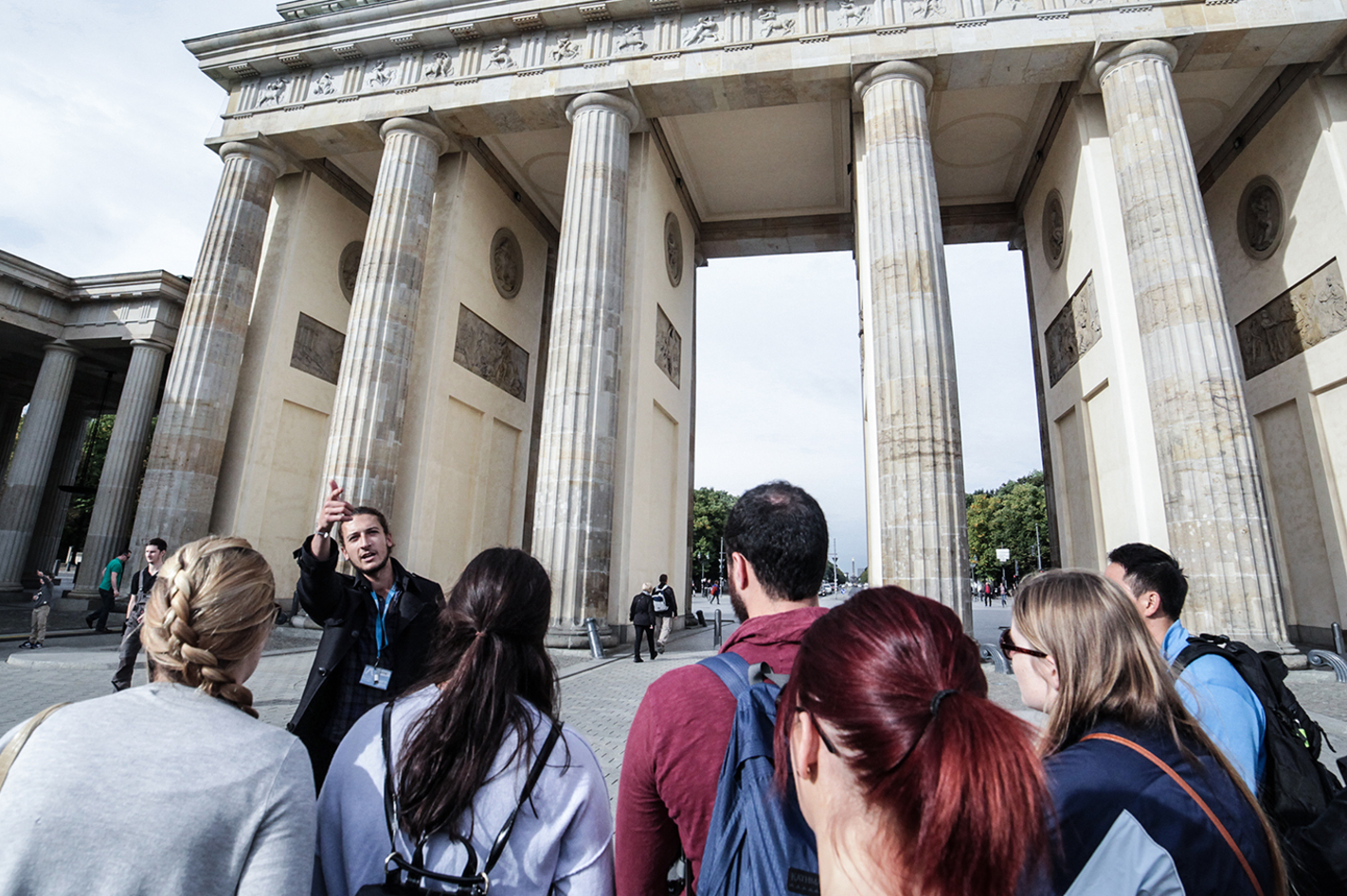 Berlin Stadtführung in Berlin (3,5 Stunden) in Plane rund 4 Stunden ein.